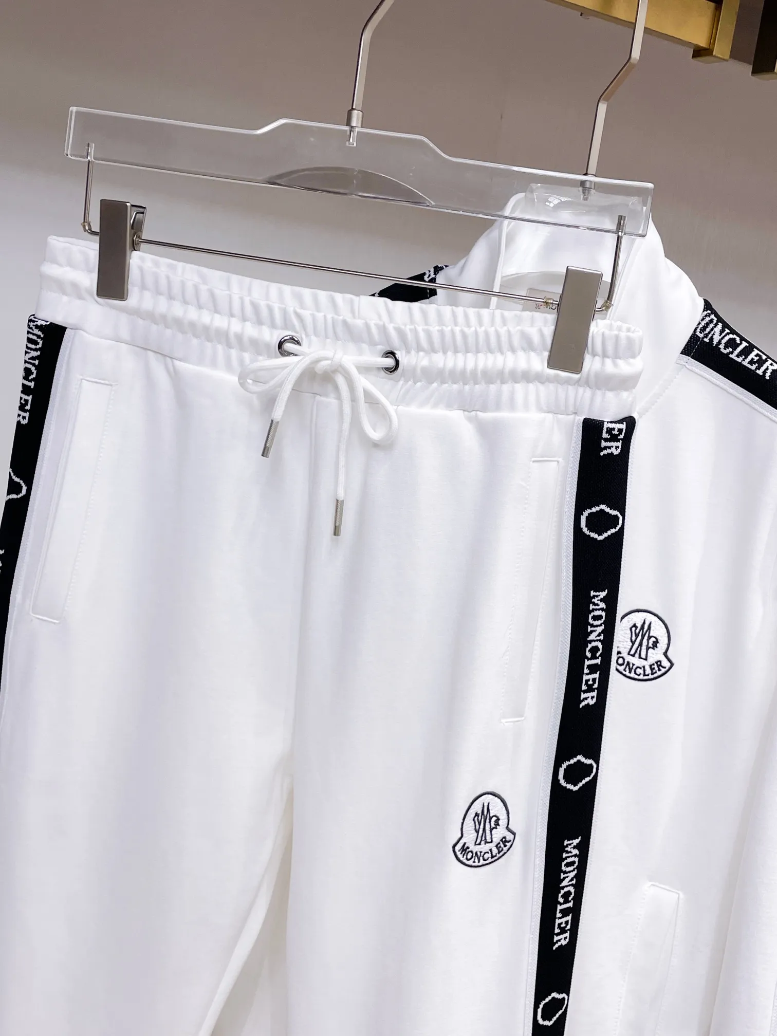 ⬆️⬆️⬆️ Moncler 2026 New Arrival Quality， ， ，Classic ， ！ ， ， ！ ， ， ， ！ ， ， ， ， ， ， ， ！！！ ： Size：M，L，x L，xx L，xxx L